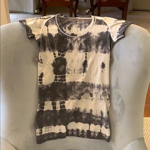 Lulu Lemon Swiftly top scoop neck